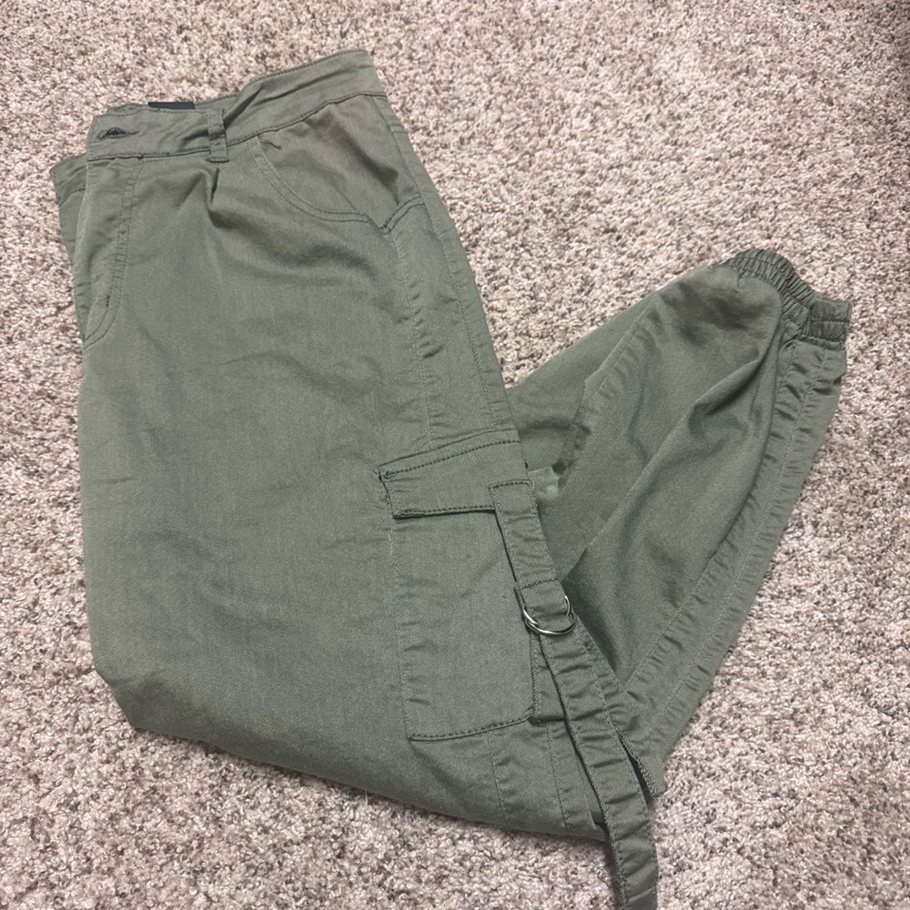 VIP Olive Green Cargo Capris